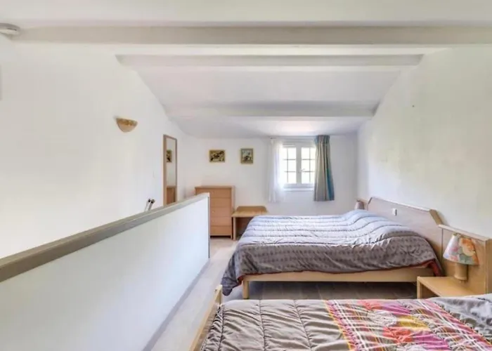 Of 44 M2 With Balcony In Saint-raphael