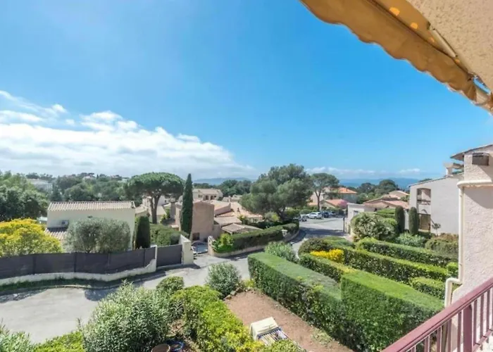 شقة Of 44 M2 With Balcony In Saint-raphael *