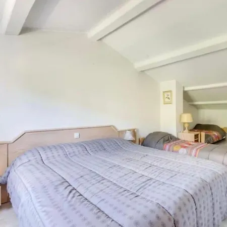 Of 44 M2 With Balcony In Saint-raphael * Saint-Raphael (Var)