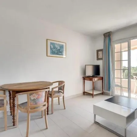 Of 44 M2 With Balcony In Saint-raphael Saint-Raphael (Var)