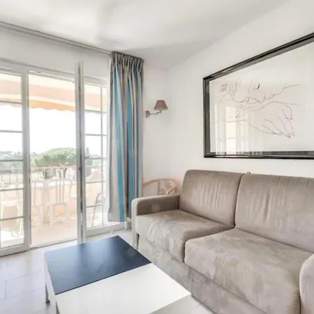Of 44 M2 With Balcony In Saint-raphael Lägenhet Saint-Raphaël